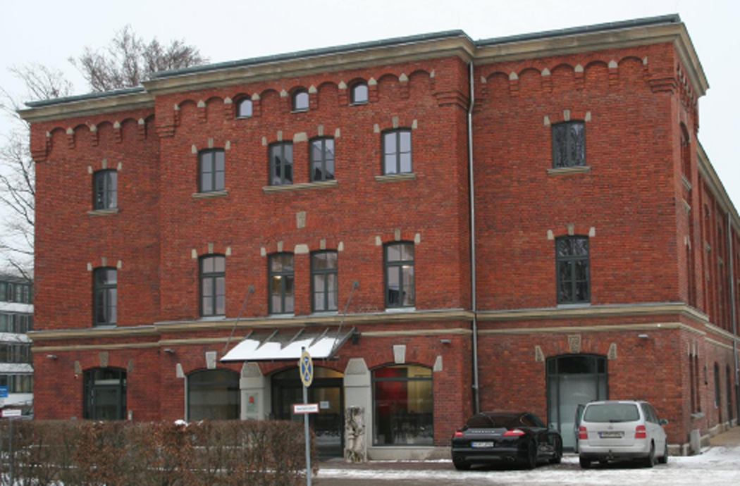 Denkmalschutzfenster am Artillerie-Depot Augsburg